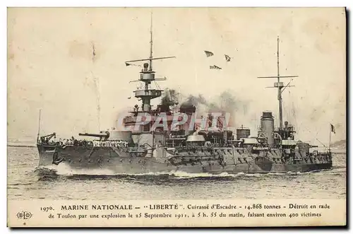 Cartes postales Bateau Liberte Cuirasse d&#39escadre