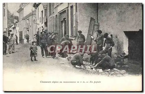 Cartes postales Militaria Chasseurs Alpins En popote