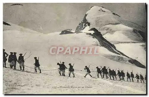 Ansichtskarte AK Militaria Chasseurs Alpins sur un glacier