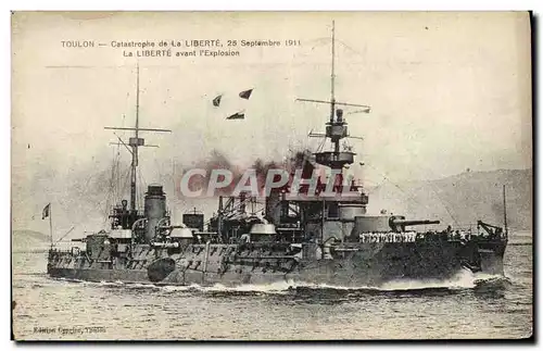 Cartes postales Bateau Toulon Catastrophe de la Liberte avant l&#39explosion