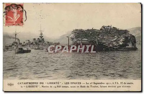 Cartes postales Bateau Catastrophe du Liberte Les epaves