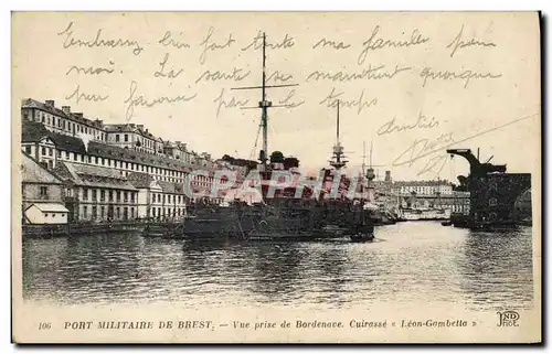 Ansichtskarte AK Bateau Port militaire de Brest Vue prise de Bordenave Cuirasse leon Gambetta