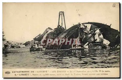 Cartes postales Bateau Catastrophe du Liberte Les epaves