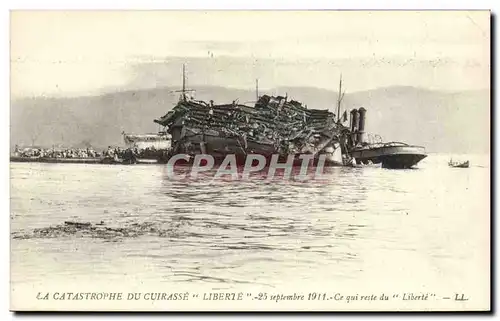 Cartes postales Bateau La catastrophe du cuirasse Liberte Ce qui reste du Liberte