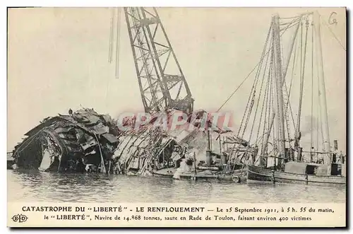 Cartes postales Bateau Catastrophe du Liberte Le renflouement