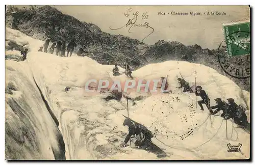 Ansichtskarte AK Militaria Chasseurs alpins A la corde Alpinisme