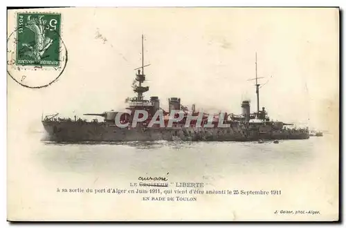 Cartes postales Bateau Le croiseur liberte a sa sortie du port d&#39Alger en juin 1911