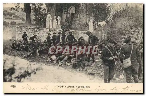 Cartes postales Militaria Chasseurs alpins Nos alpins au repos