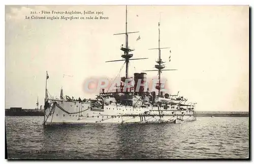 Cartes postales Bateau Fetes Franco Anglaises Juillet 1905 Le cuirasse anglais Magnificent en rade de Brest