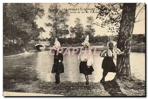 Ansichtskarte AK Folklore Les Sables d&#39Olonne Sur les bords du lac du Tanchet
