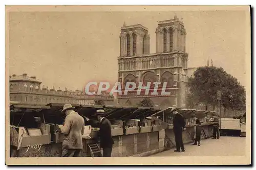 Cartes postales Paris Les bouquinistes du Quai Saint Michel