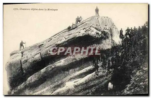 Cartes postales Militaria Chasseurs Alpins dans la montagne