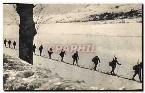 Cartes postales Militaria Chasseurs Alpins Entrainement des eclaireurs skieurs Sji