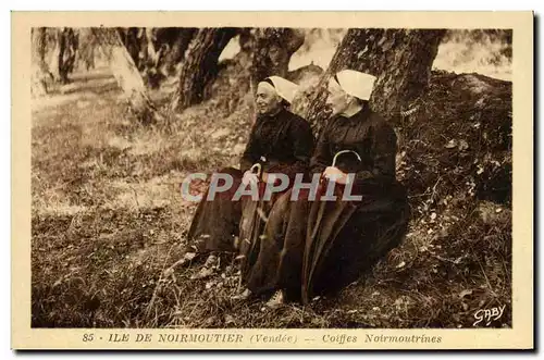 Cartes postales Folklore Ile de Noirmoutier Coiffes Noirmoutrines