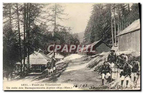 Cartes postales Militaria Chasseurs Alpins Foret fu Torumalet Un coin des baraquements Alpins