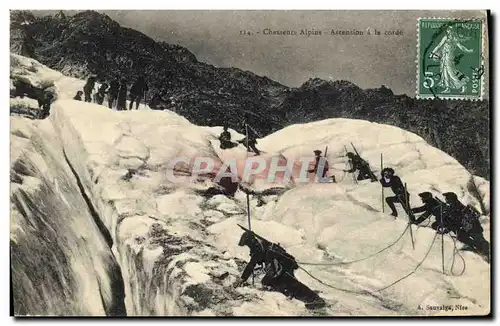 Cartes postales Militaria Chasseurs Alpins Ascension a la corde