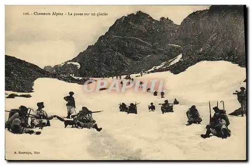 Ansichtskarte AK Militaria Chasseurs Alpins La pause sur un glacier