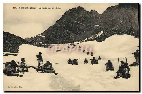 Cartes postales Militaria Chasseurs Alpins La pause sur un glacier