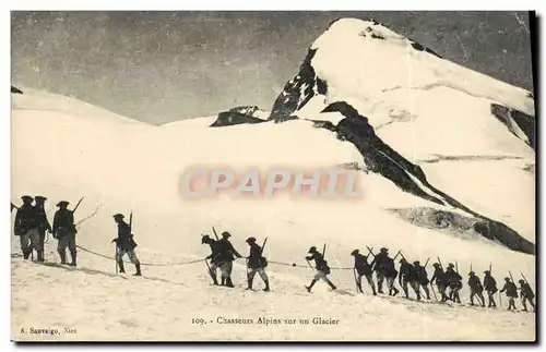 Ansichtskarte AK Militaria Chasseurs Alpins sur un glacier