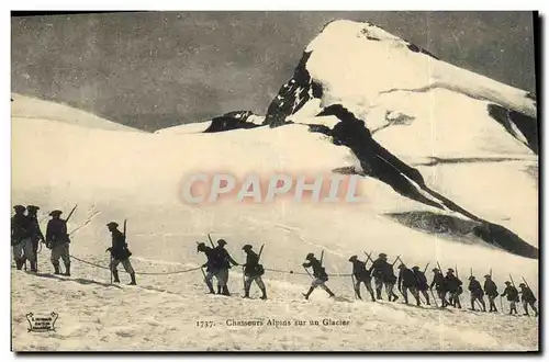 Cartes postales Militaria Chasseurs Alpins sur un glacier