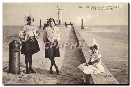 Cartes postales Folklore Les Sables d&#39Olonne Un brin de causette