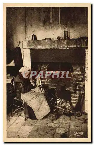 Cartes postales Folklore Un interieur en Touraine Femme