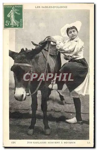 Cartes postales Folklore Les Sables d&#39Olonne Nos Sablaises montent a bourrin Ane Mule