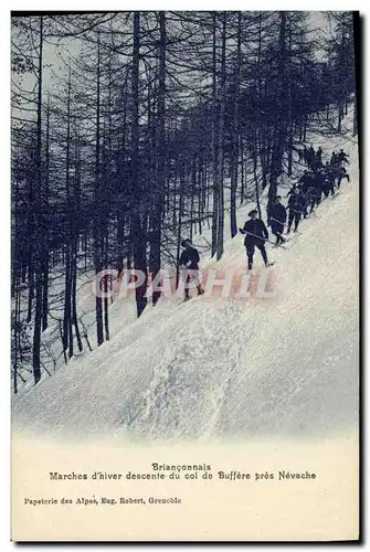 Ansichtskarte AK Militaria Chasseurs Alpins Brianconnais Marches d&#39hiver descente du col de Buffere pres Nevac