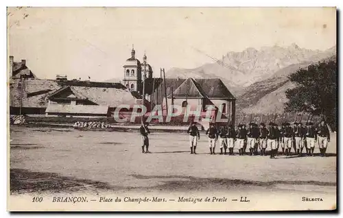 Cartes postales Militaria Chasseurs Alpins Briancon Place du Champ de Mars Montagne de Presle