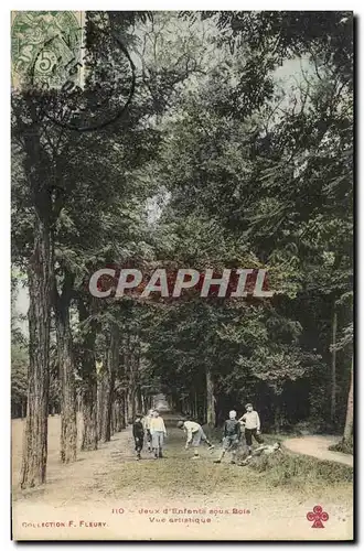 Cartes postales Jeux d&#39enfants sous bois