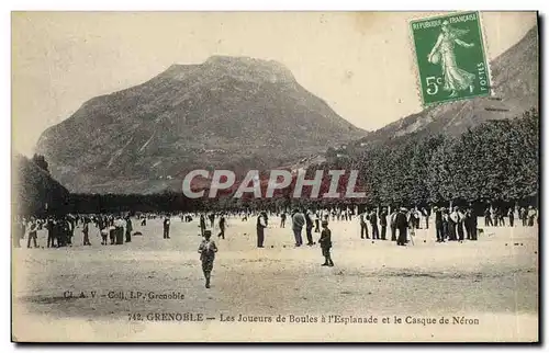 Cartes postales Petanque Grenoble Les joueurs de boules a l&#39esplanade et le Casque de Neron