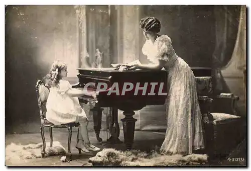 Cartes postales Femme Enfant Piano