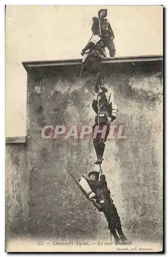 Cartes postales Militaria Chasseurs Alpins Le mur d&#39assaut