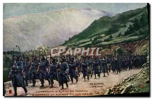 Cartes postales Militaria Chasseurs Alpins Compagnie en marche