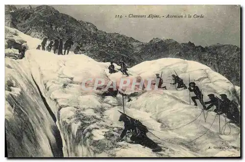 Cartes postales Militaria Chasseurs Alpins Ascension a la cordee