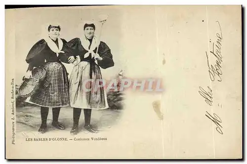 Cartes postales Folklore Les Sables d&#39Olonne Costumes Vendeens