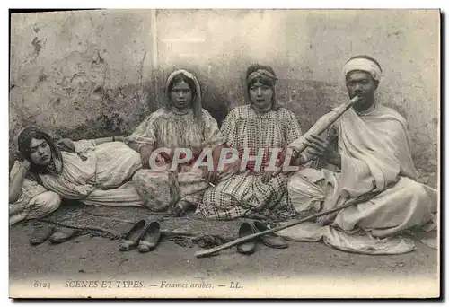 Cartes postales Folklore Femmes arabes Afrique du Nord