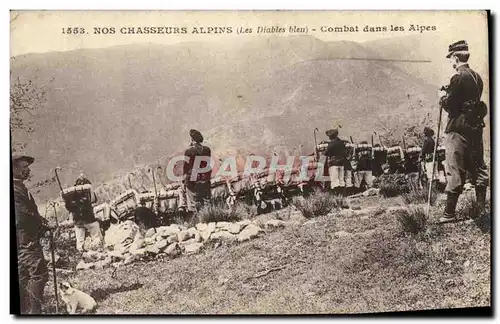 Ansichtskarte AK Militaria Chasseurs Alpins Combat dans les Alpes Les Daibles bleus