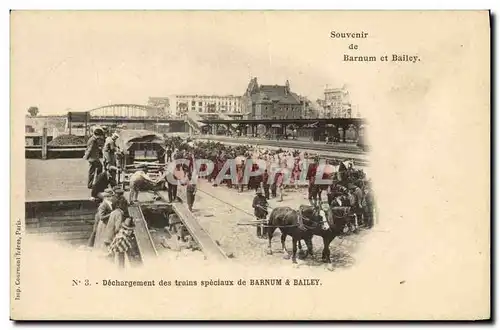 Cartes postales Cirque Barnum et Bailey Dechargement des trains speciaux Chevaux Clown
