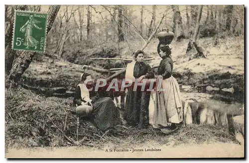 Cartes postales Folklore A la fontaine Jeunes Landaises