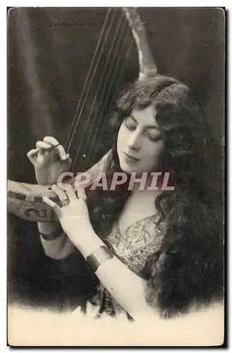 Cartes postales Femme Musique