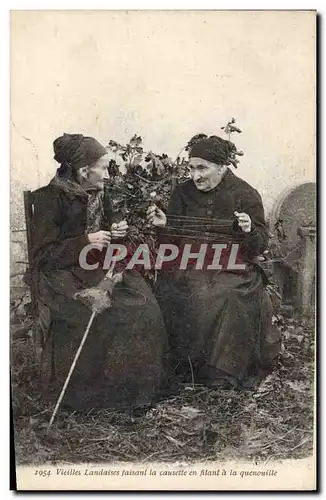 Ansichtskarte AK Folklore Vieilles landaises faisant la causette en filant a la quenouille