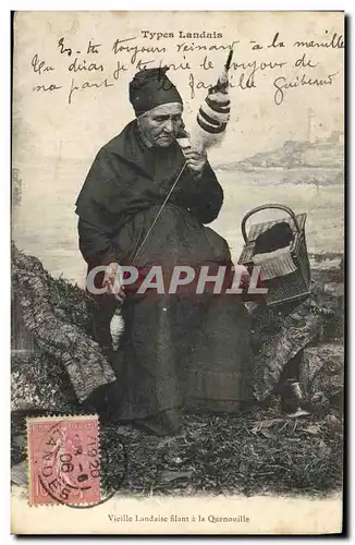 Ansichtskarte AK Folklore Vieille landaise filant a la quenouille