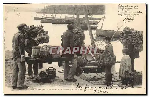 Ansichtskarte AK Folklore Botrel Nos marins bretons Armement d&#39un bateau pour la peche a la sardine Bateau