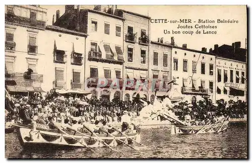 Cartes postales Cette sur Mer Joutes Cettoises Un bon coup de lance