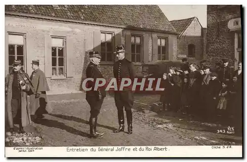 Ansichtskarte AK Militaria Entretien du General Joffre et du roi Albert