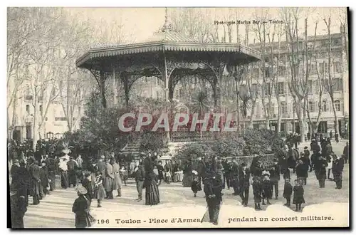 Ansichtskarte AK Kiosque Toulon Place d&#39armes pendant un concert militaire