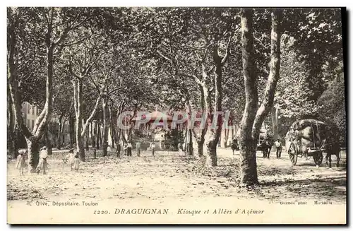 Cartes postales Kiosque et allees d&#39Azemar Draguignan Attelages Porte Faix (animee)