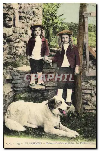 Cartes postales Chiens Chien Pyrenees Enfants Ossalois et chien des Pyrenees