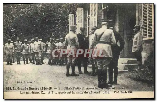 Ansichtskarte AK Militaria En Champagne apres la derniere offensive Les generaux C et B recoivent la visite du ge